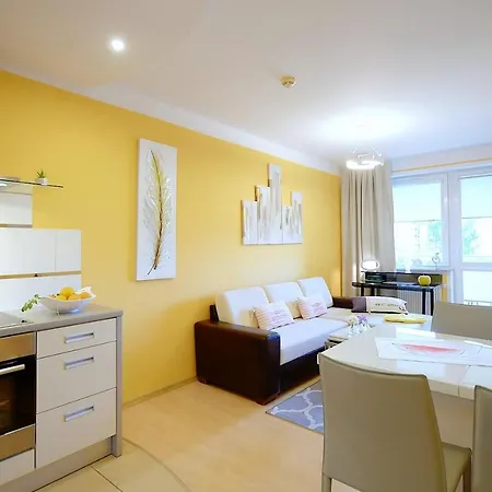 Apartament Prywatny W Hotelu Diwa Spa,W Kolobrzegu Z Parkingiem Bezplatnym W Centrum Miasta Exterior photo